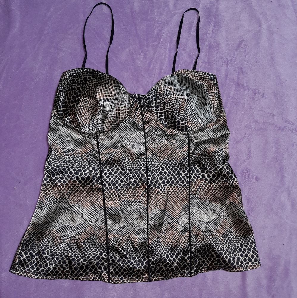 Snake print top